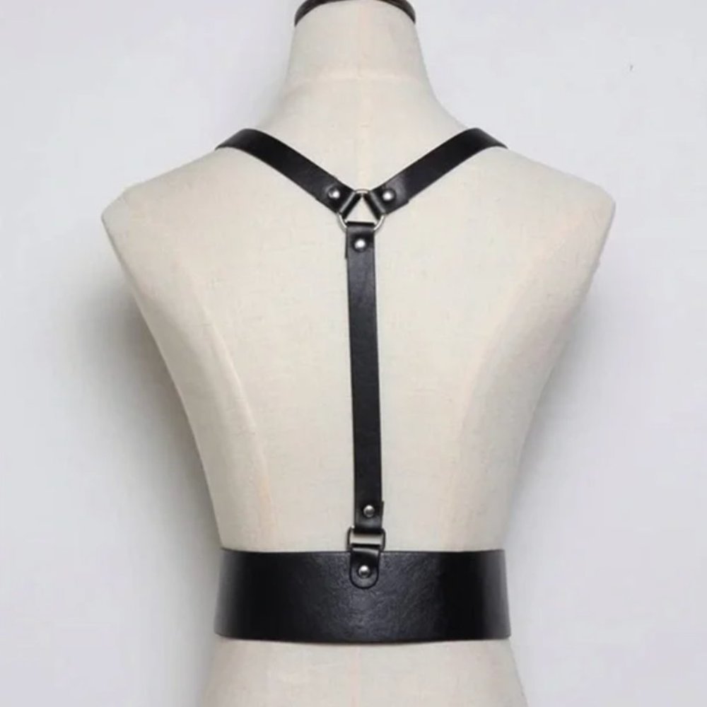 Harness Belt Black Leather Goth Rave Adjustable - Picture 2 of 4